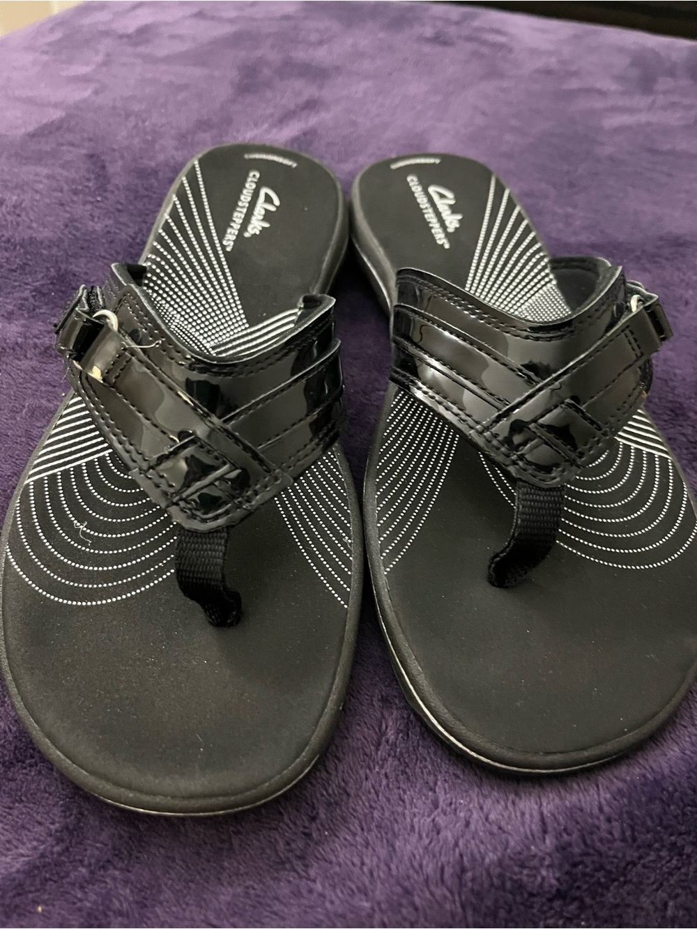 Clark’s Black Patent Sandals. New  Size 9. - Picture 4 of 4